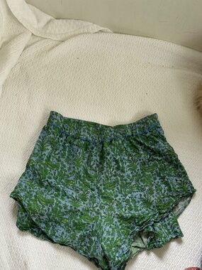 Ett:twa Anthropologie blue green elephant print shorts L